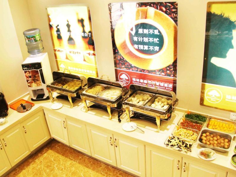GreenTree Inn Shandong Qingdao Development District SDUST Express Hotel Buitenkant foto