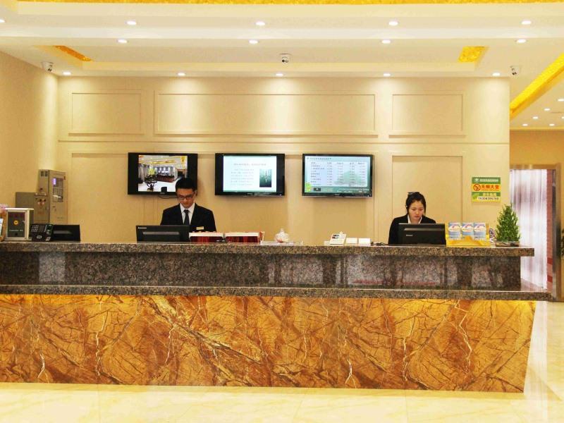 GreenTree Inn Shandong Qingdao Development District SDUST Express Hotel Buitenkant foto